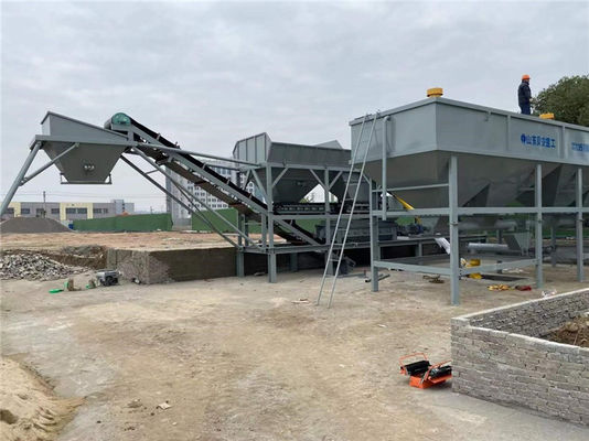 Thiết bị nhà máy trộn đất di động trên máy vi tính 120KW với thùng xi măng nằm ngang